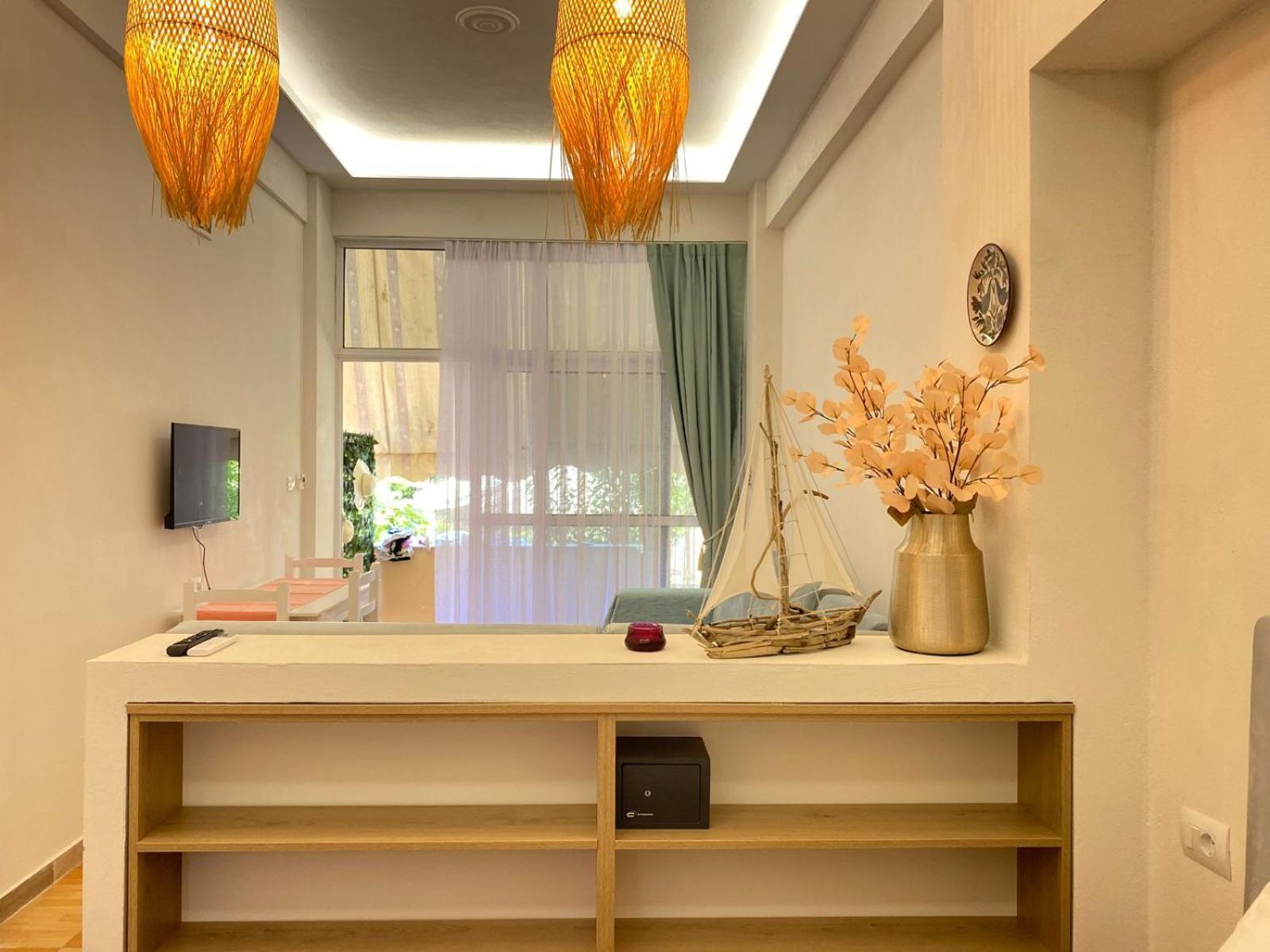 Areti Rooms Hotel Himarë Extérieur photo